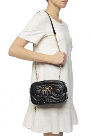 Branded shoulder bag, zdjęcie 2 Branded shoulder bag od Salvatore Ferragamo